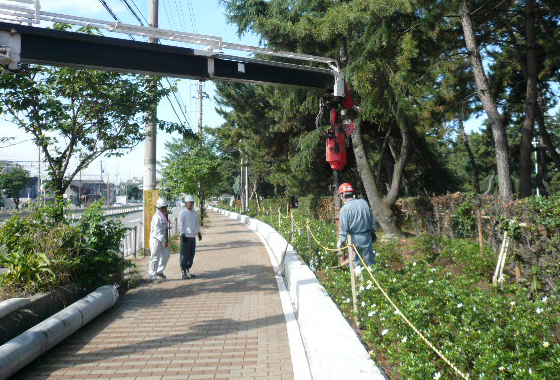 建柱に伴う掘削作業